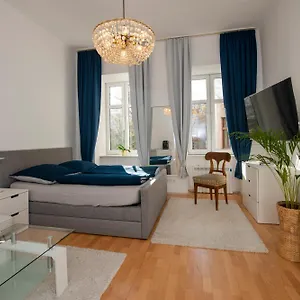 Home Suites Home Apartment