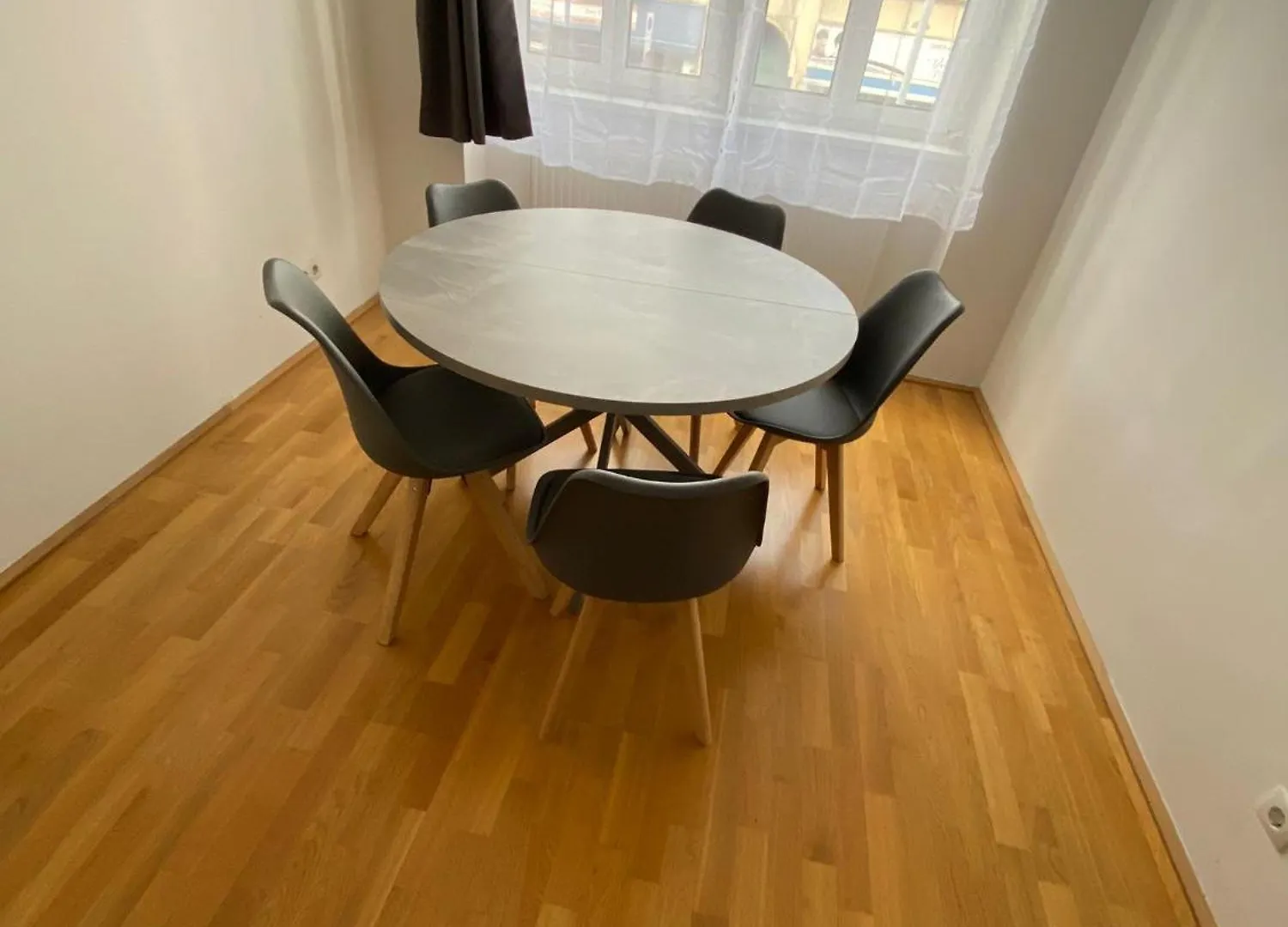 Floridsdorfer Apartment - Free Highspeed-Internet Viena